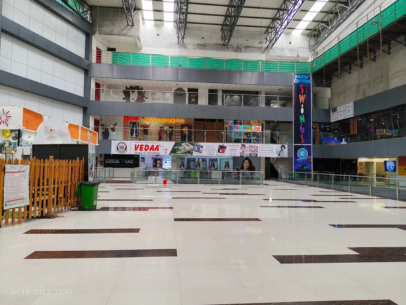 Orchid King of Malls