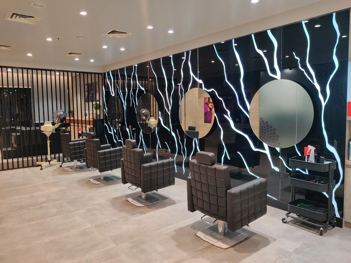 Naturals Salon , Gulbarga