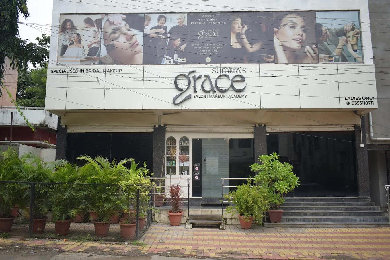 Sumitra’s Grace Ladies Salon and Academy