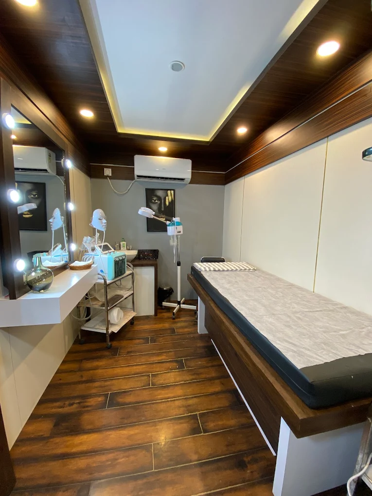 Manea The Salon – Kalaburagi