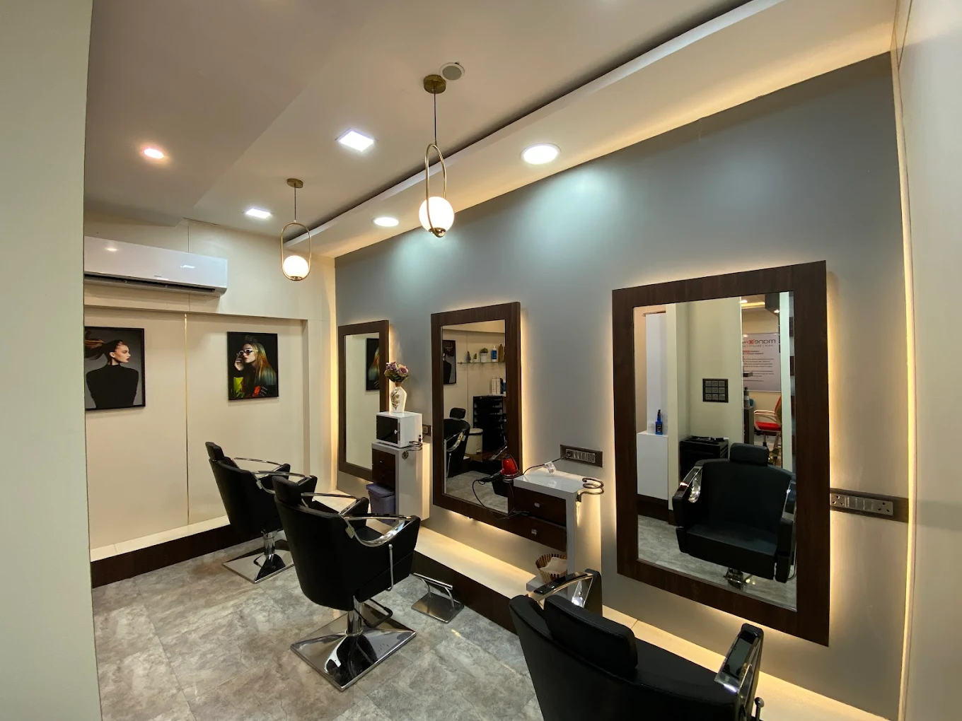 Manea The Salon – Kalaburagi