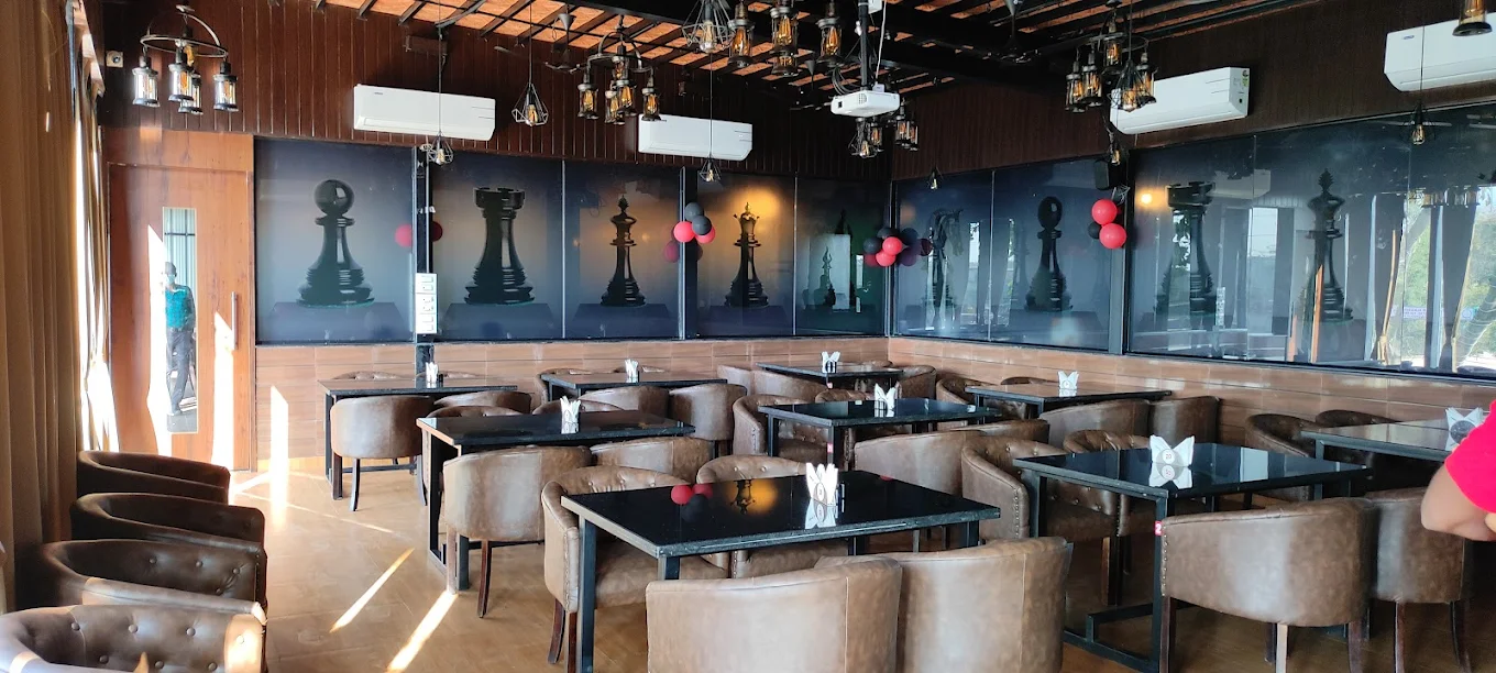 Savaji’s Kitchen Family Restaurant