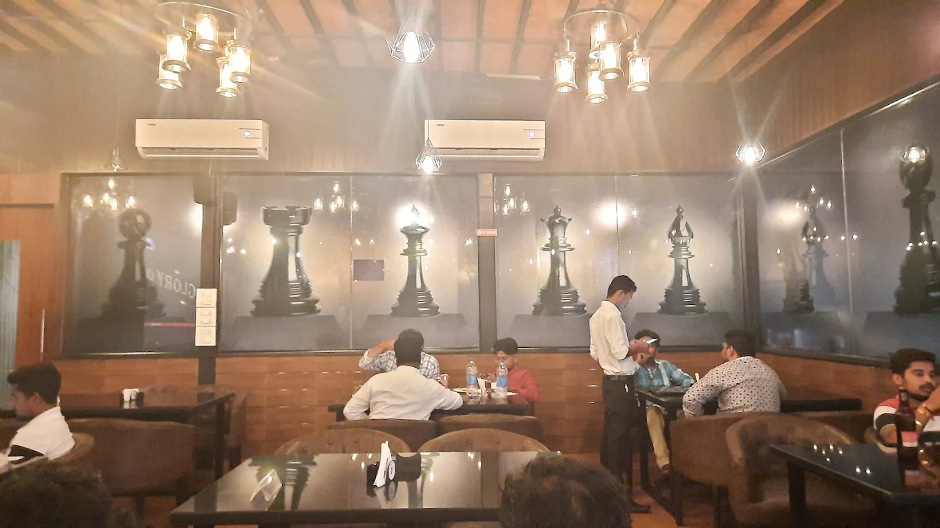 Savaji’s Kitchen Family Restaurant